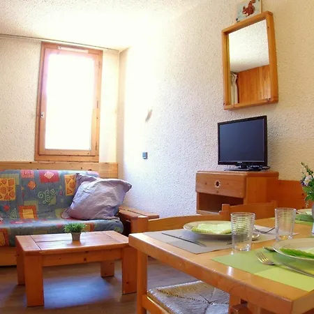 Divisible A Valmorel, 4 Personnes, Balcon Ouest, Parking En Option - Fr-1-291-1035 *
